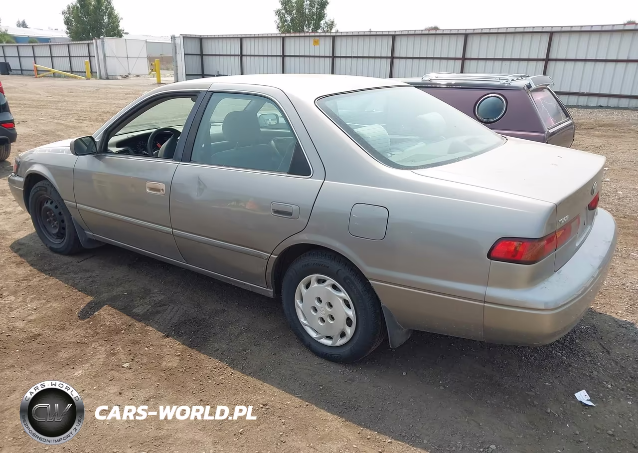 1997 Toyota Camry Le VIN:4T1BG22K0VU145517 - 3