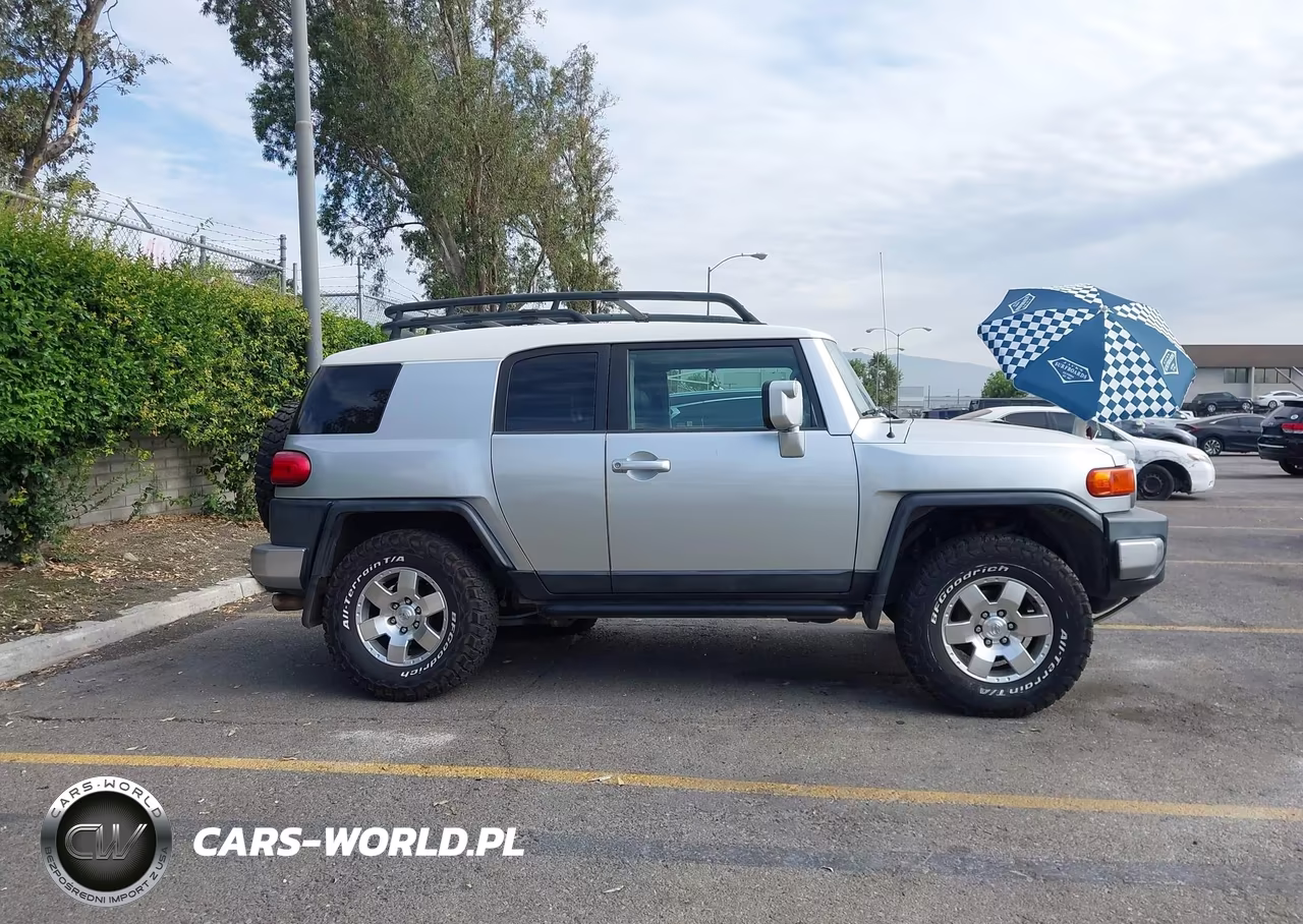 2007 Toyota Fj Cruiser VIN:JTEBU11F170082512 - 15
