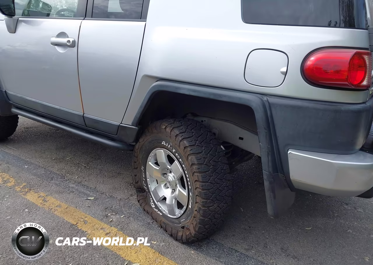 2007 Toyota Fj Cruiser VIN:JTEBU11F170082512 - 6