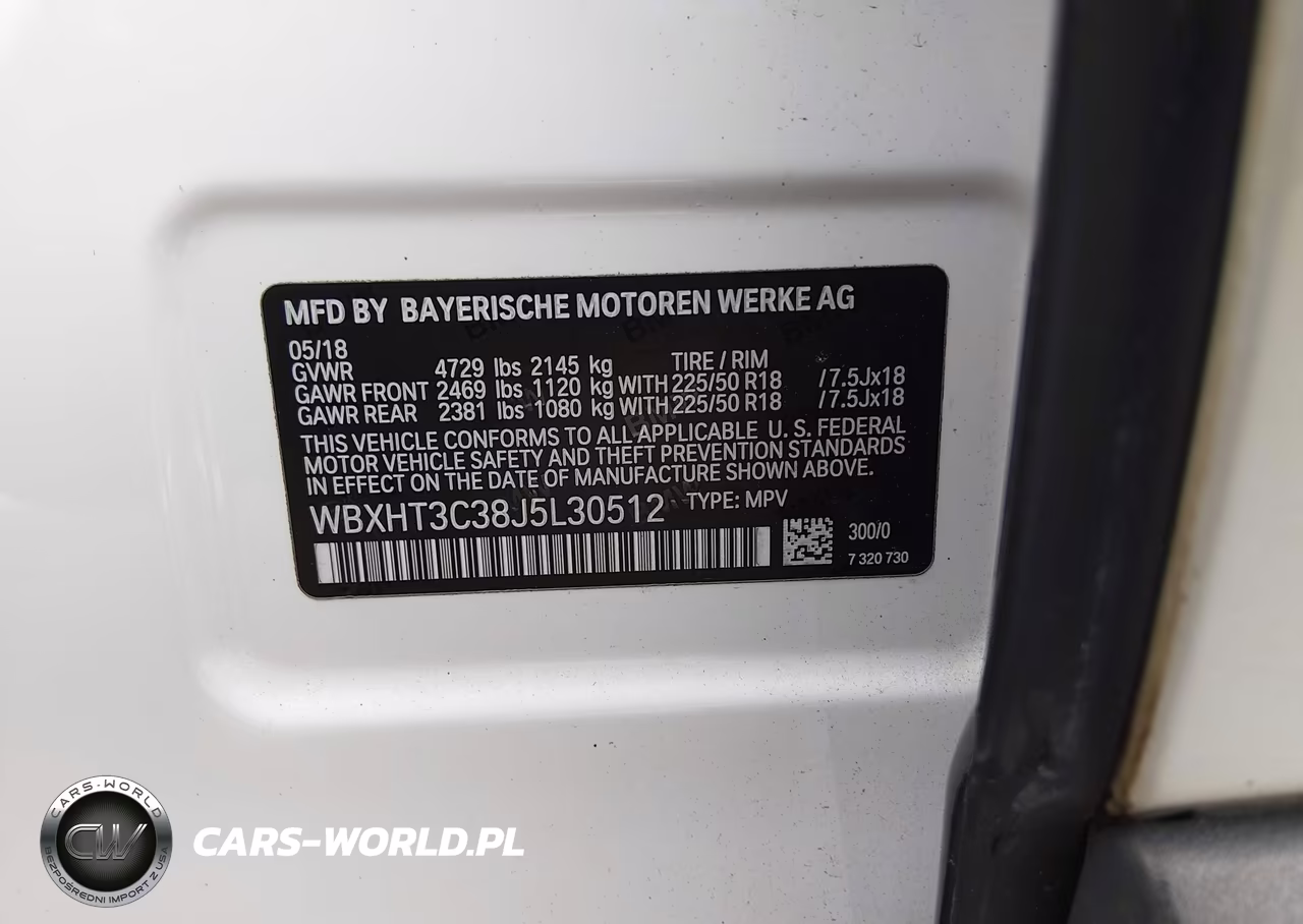 2018 BMW X1 xDrive28I VIN:WBXHT3C38J5L30512 - 9