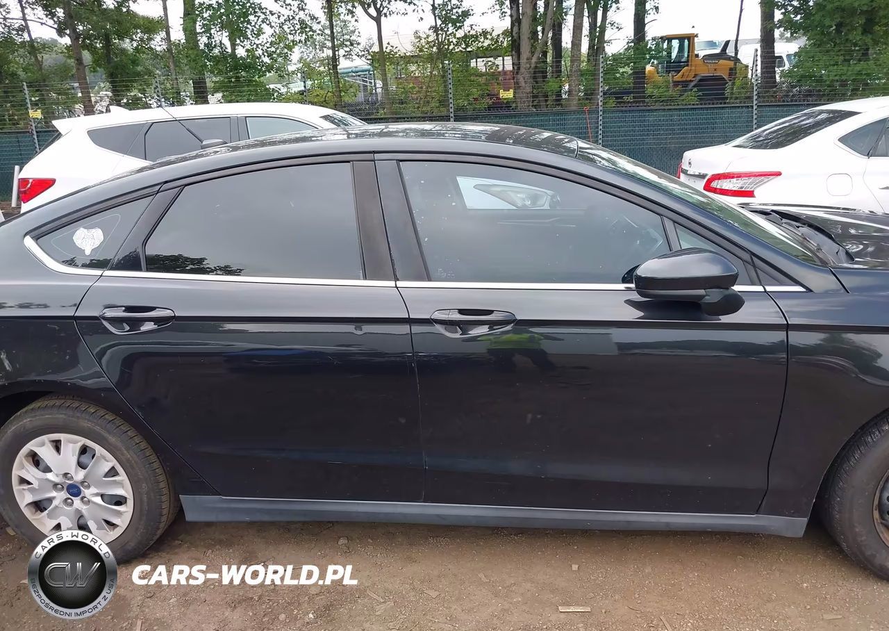 2014 Ford Fusion S VIN:3FA6P0G71ER365289 - 13