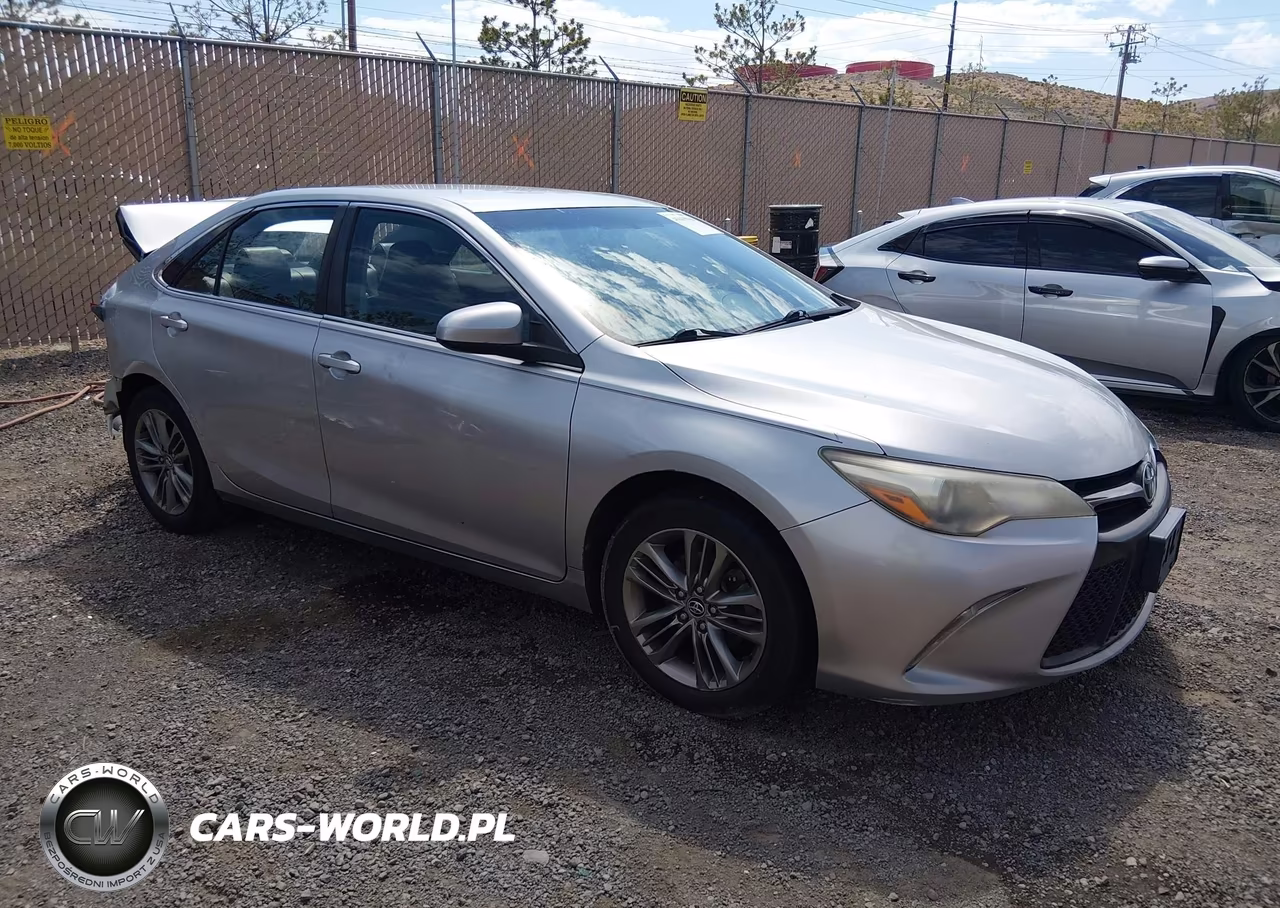 2016 Toyota Camry Se – zdjęcie 1 z 16