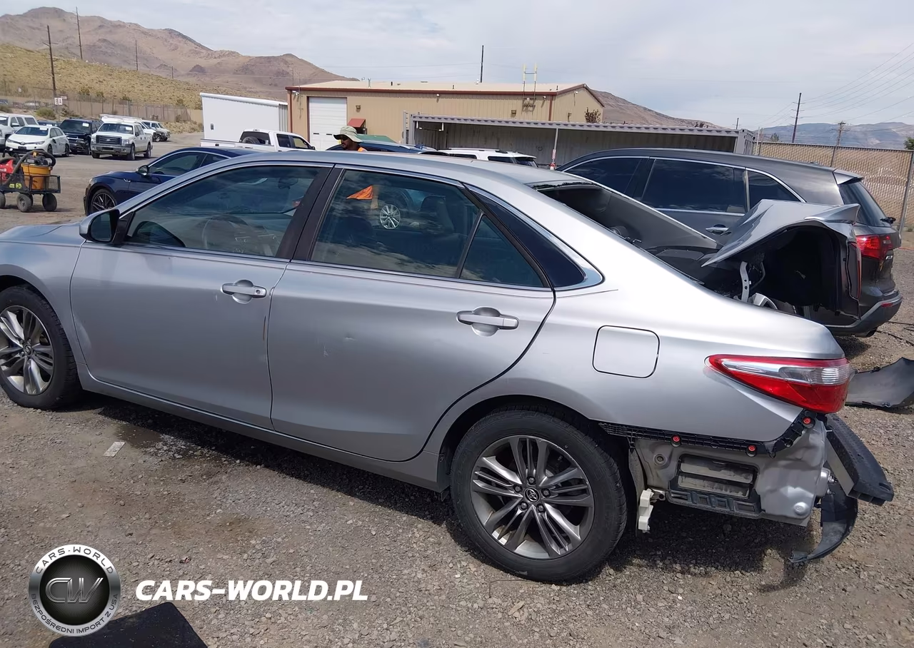 2016 Toyota Camry Se VIN:4T1BF1FK5GU171945 - 14