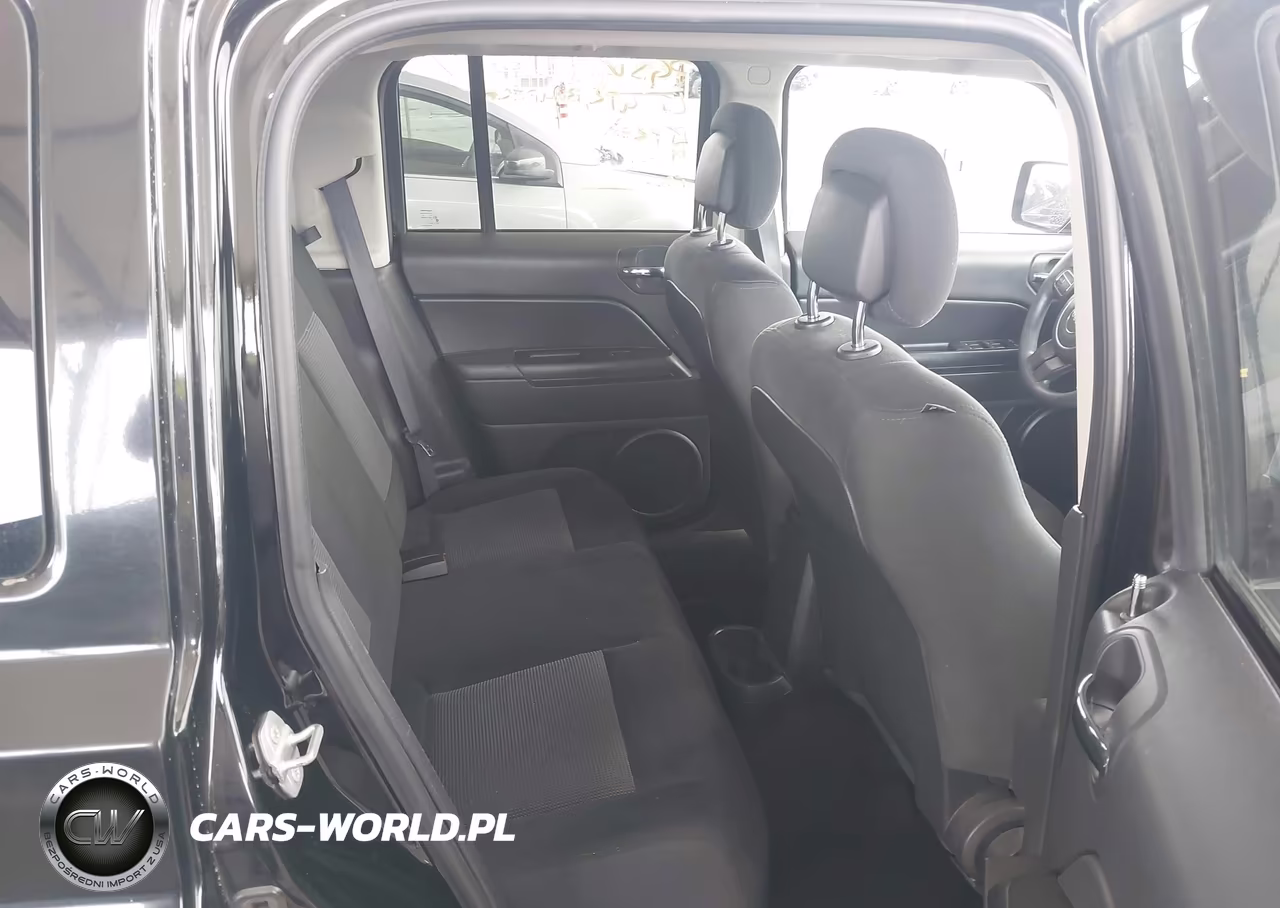2016 Jeep Patriot Sport VIN:1C4NJPBA6GD655767 - 8