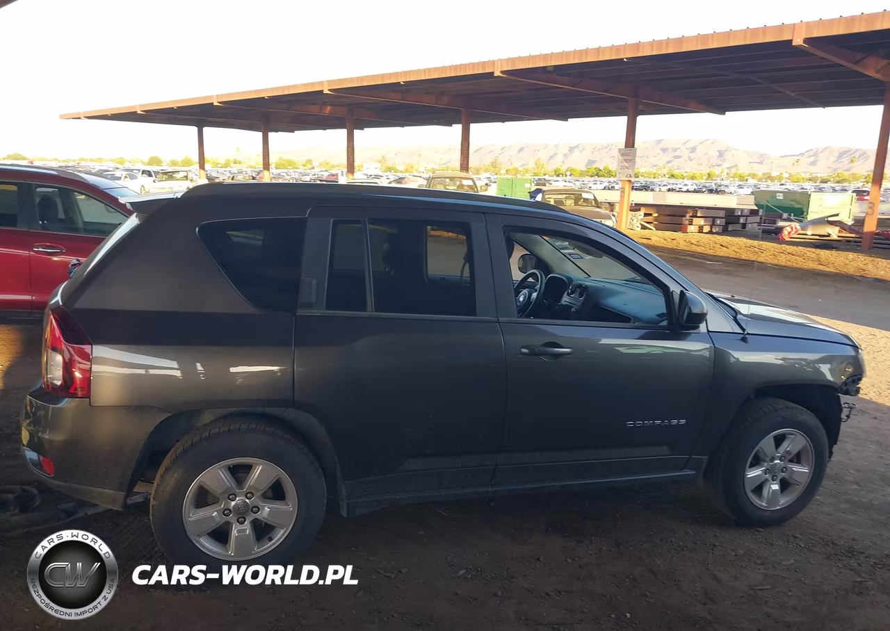 2015 Jeep Compass Sport VIN:1C4NJCBA7FD124472 - 14