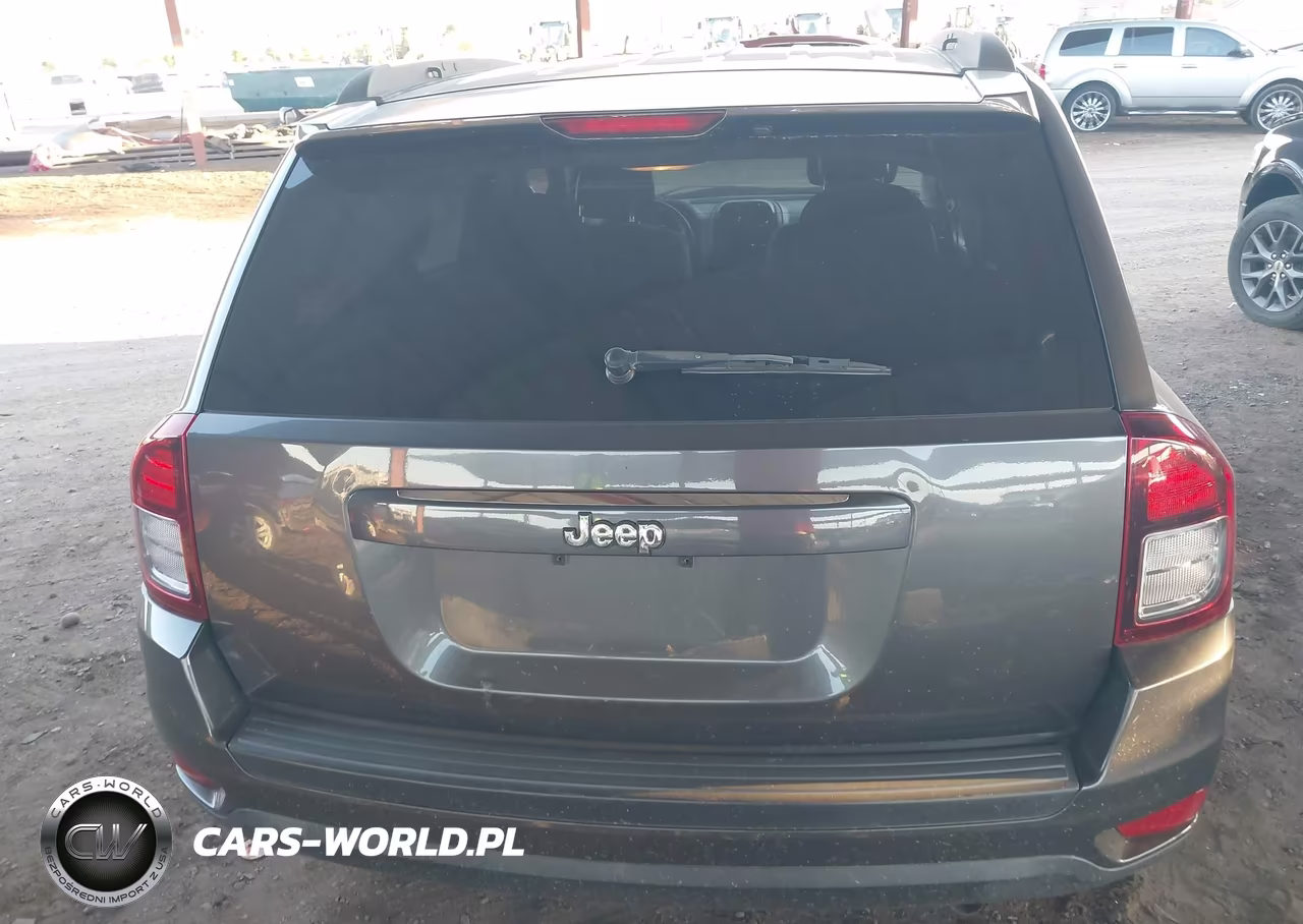 2015 Jeep Compass Sport VIN:1C4NJCBA7FD124472 - 17