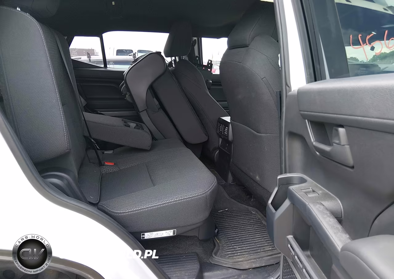 2025 Toyota 4Runner Sr5 VIN:JTEVA5BR5S5068100 - 8