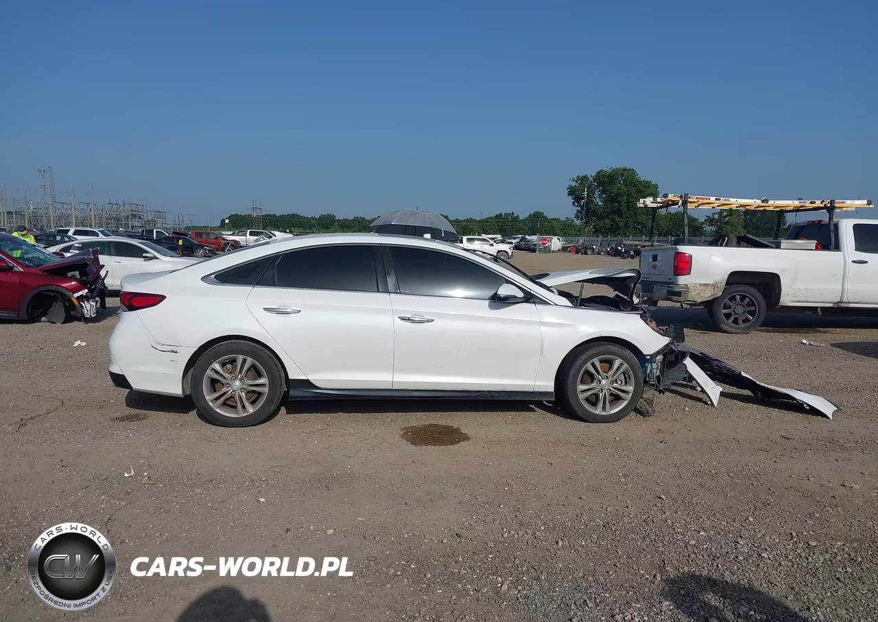2018 Hyundai Sonata Limited VIN:5NPE34AF4JH707873 - 14