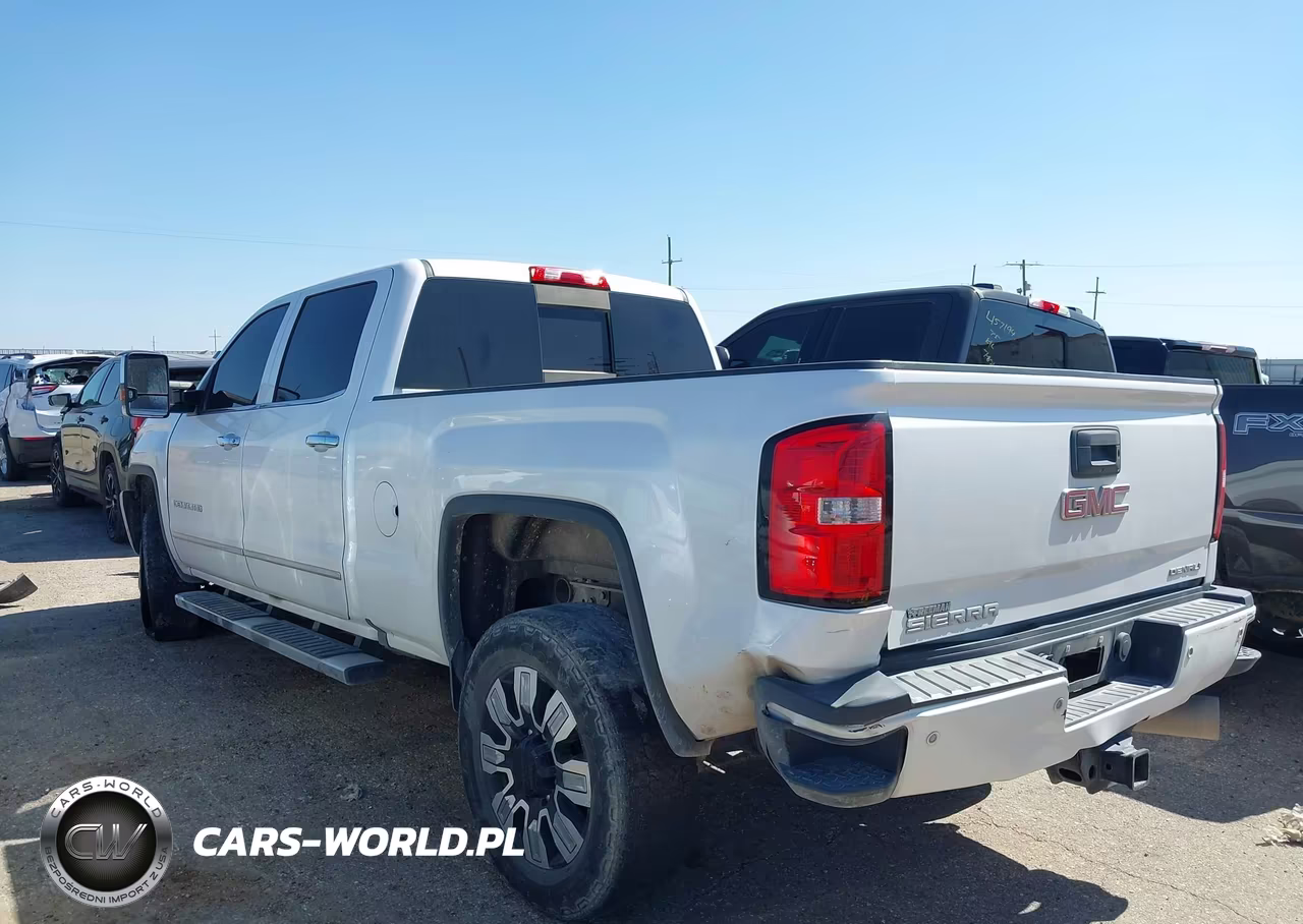 2019 GMC Sierra 2500Hd Denali VIN:1GT12SEYXKF248071 - 3