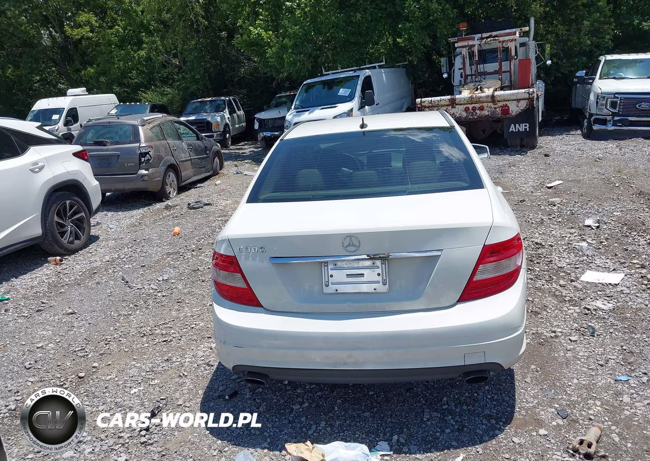 2010 Mercedes-Benz C 300 Sport VIN:WDDGF5EB3AA394275 - 17