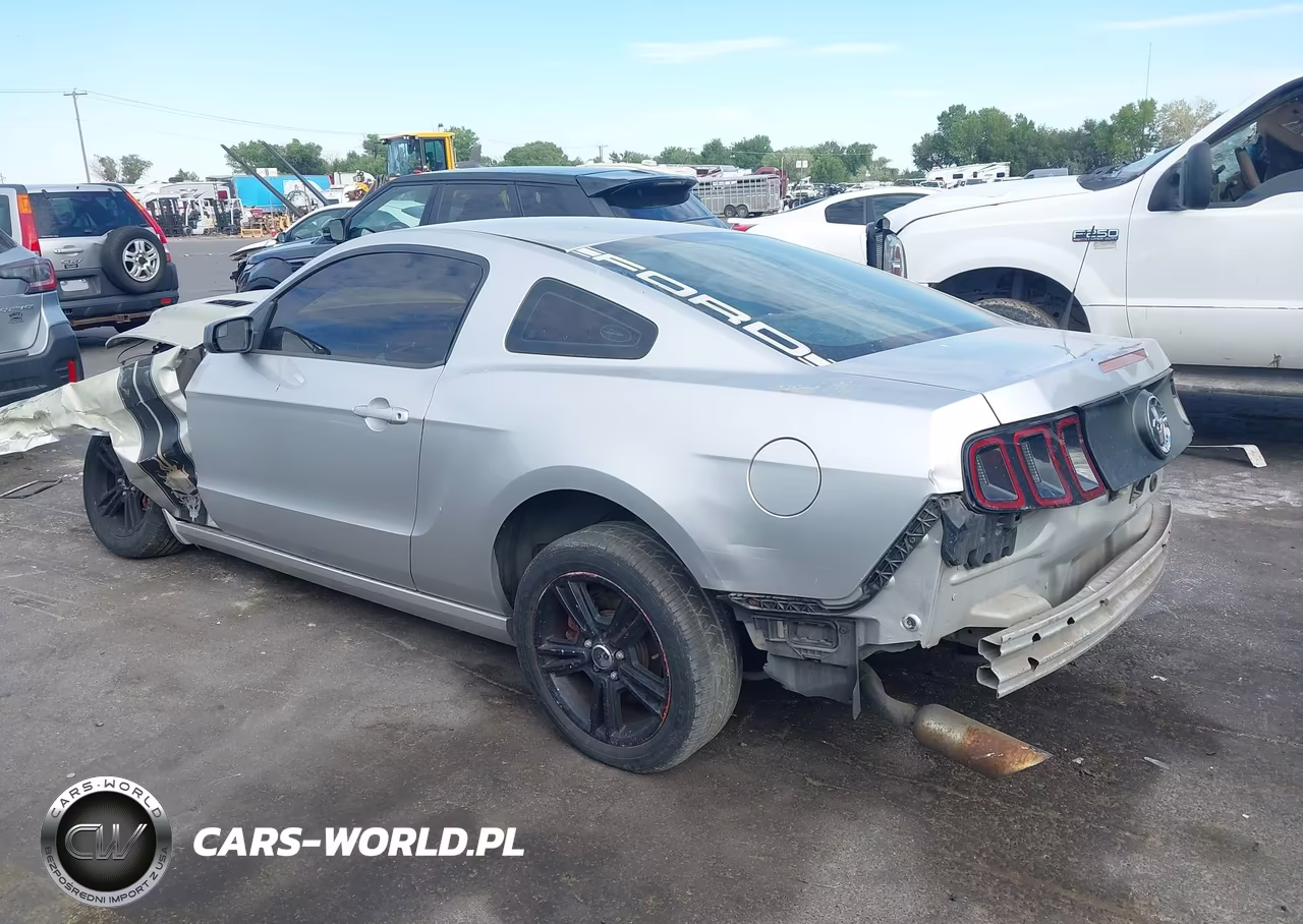 2014 Ford Mustang V6 VIN:1ZVBP8AMXE5239891 - 3