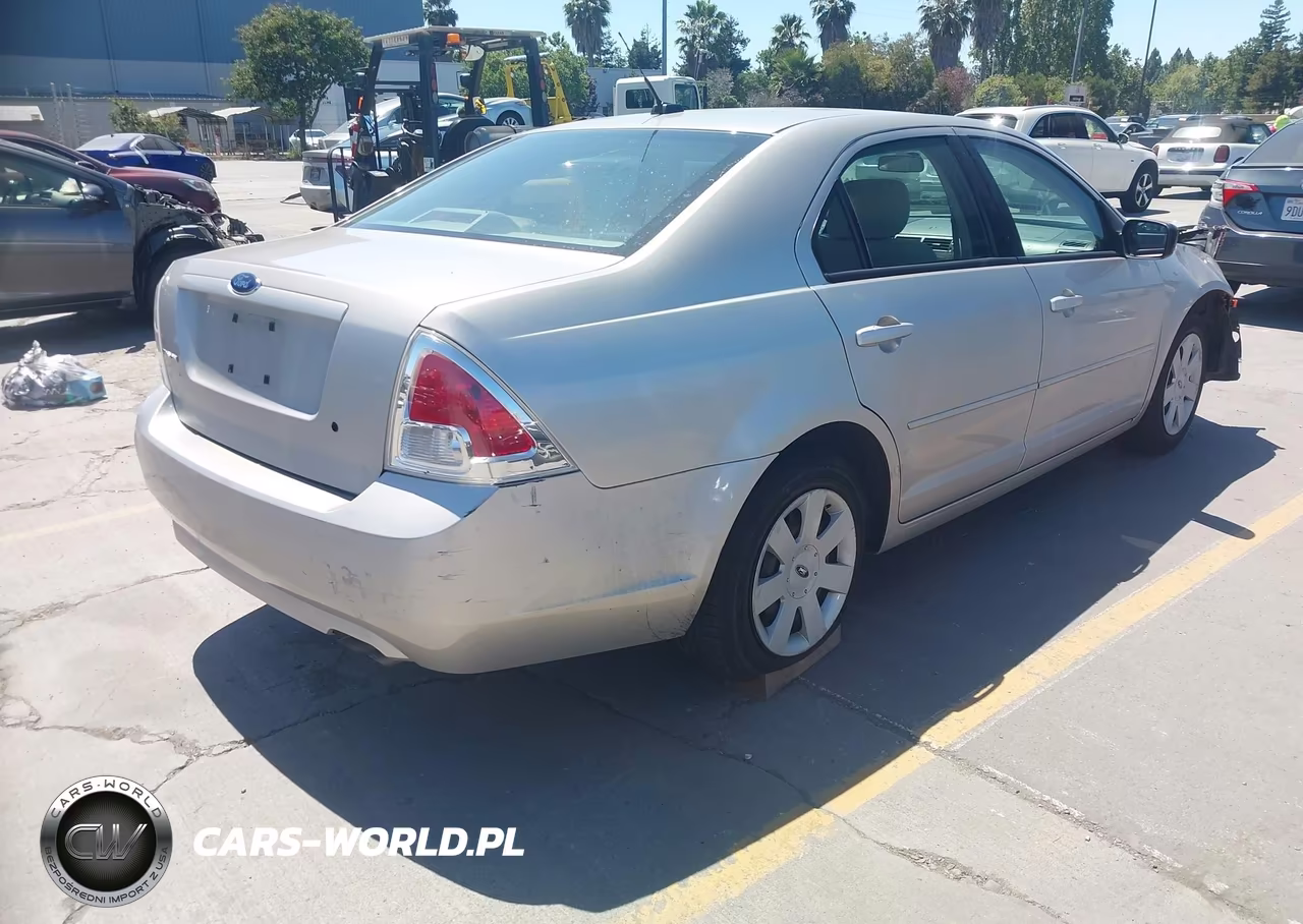 2008 Ford Fusion S VIN:3FAHP06Z78R211749 - 4
