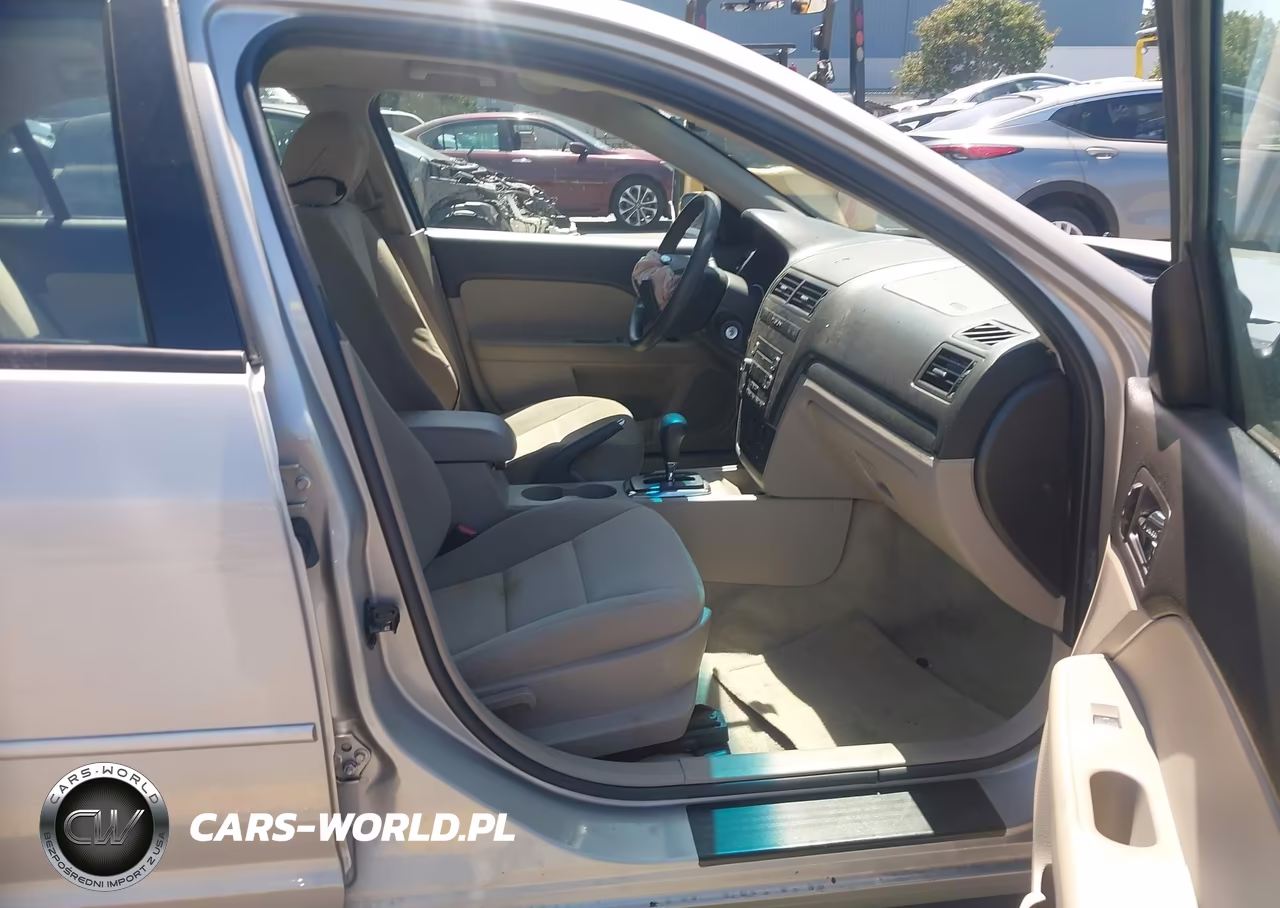 2008 Ford Fusion S VIN:3FAHP06Z78R211749 - 5