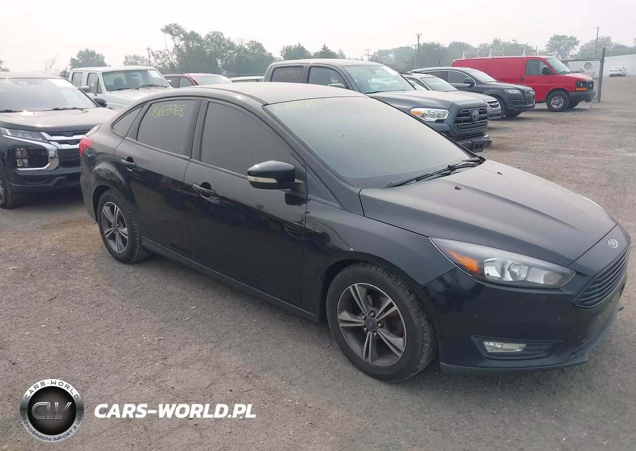 2016 Ford Focus Se VIN:1FADP3FE2GL292802 - 1