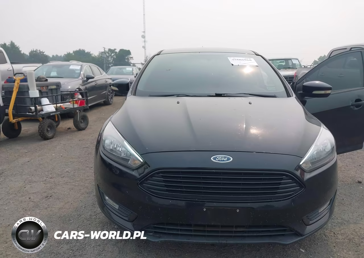 2016 Ford Focus Se VIN:1FADP3FE2GL292802 - 6