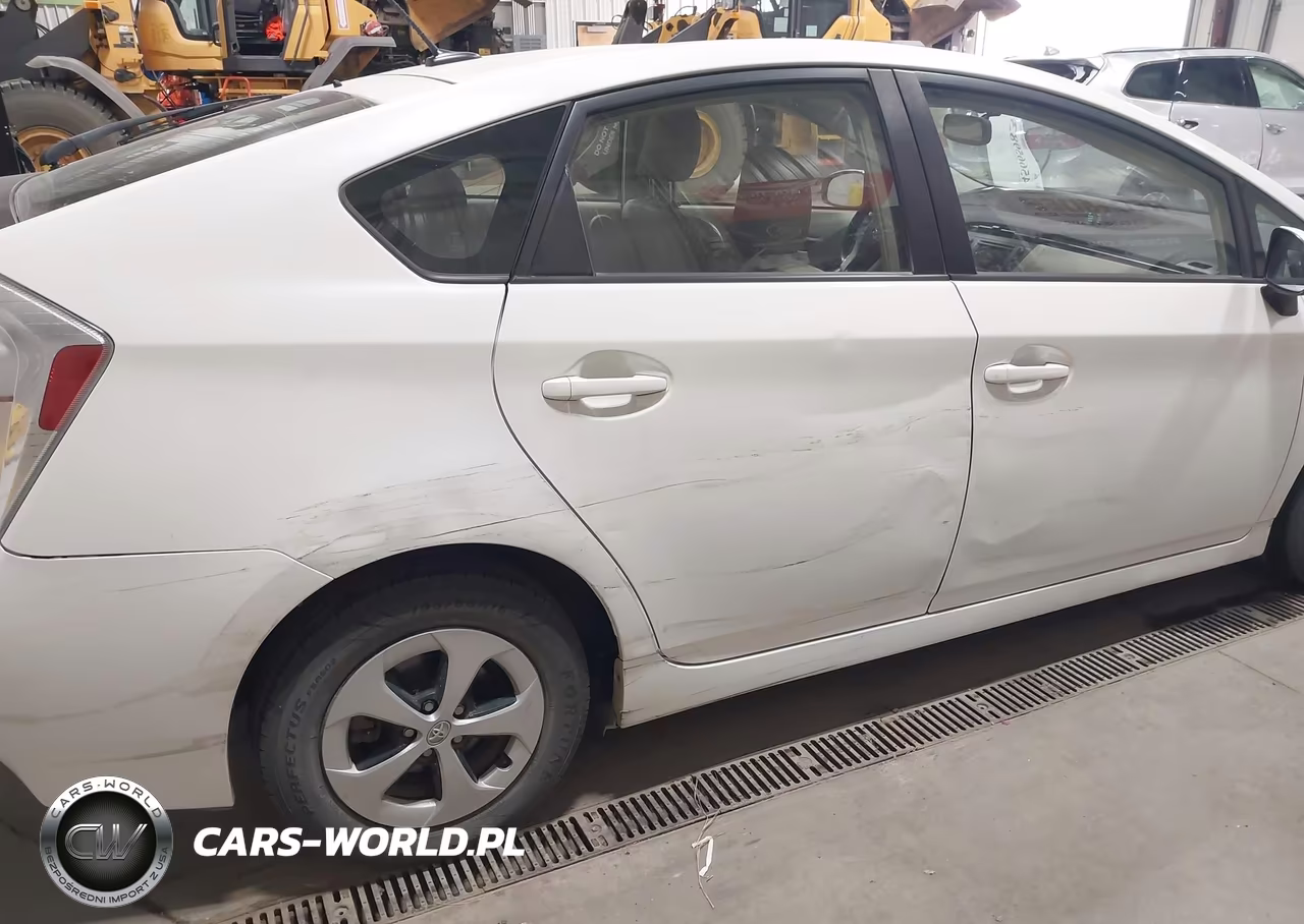 2014 Toyota Prius Four VIN:JTDKN3DU2E1750364 - 6