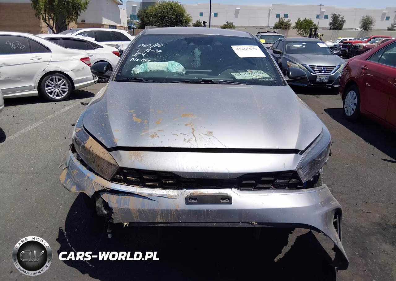 2023 Kia Forte Gt-Line VIN:3KPF54ADXPE564101 - 12