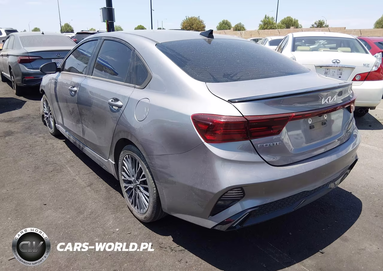 2023 Kia Forte Gt-Line VIN:3KPF54ADXPE564101 - 3