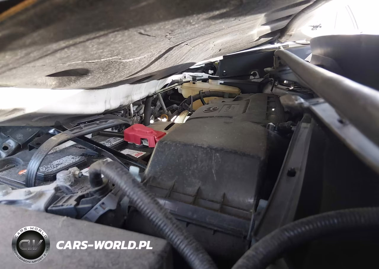 2018 Toyota Rav4 Le VIN:JTMBFREV7JJ242442 - 10