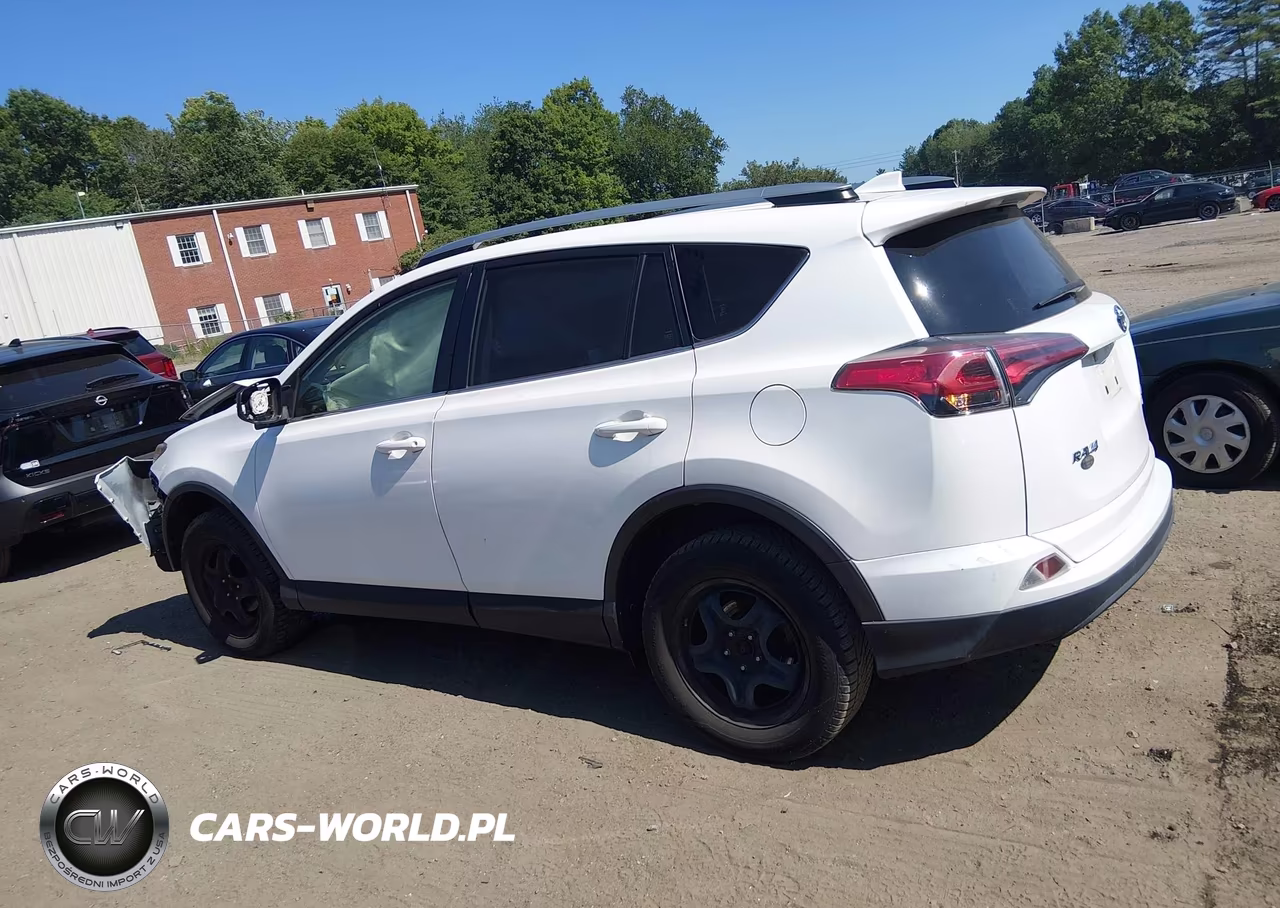 2018 Toyota Rav4 Le VIN:JTMBFREV7JJ242442 - 14