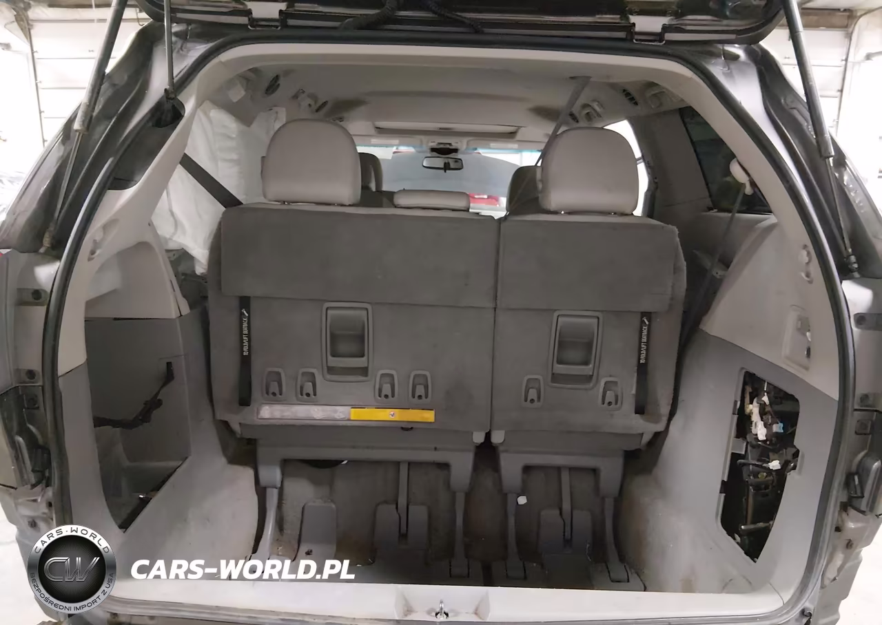 2011 Toyota Sienna Xle V6 VIN:5TDYK3DC6BS015623 - 18