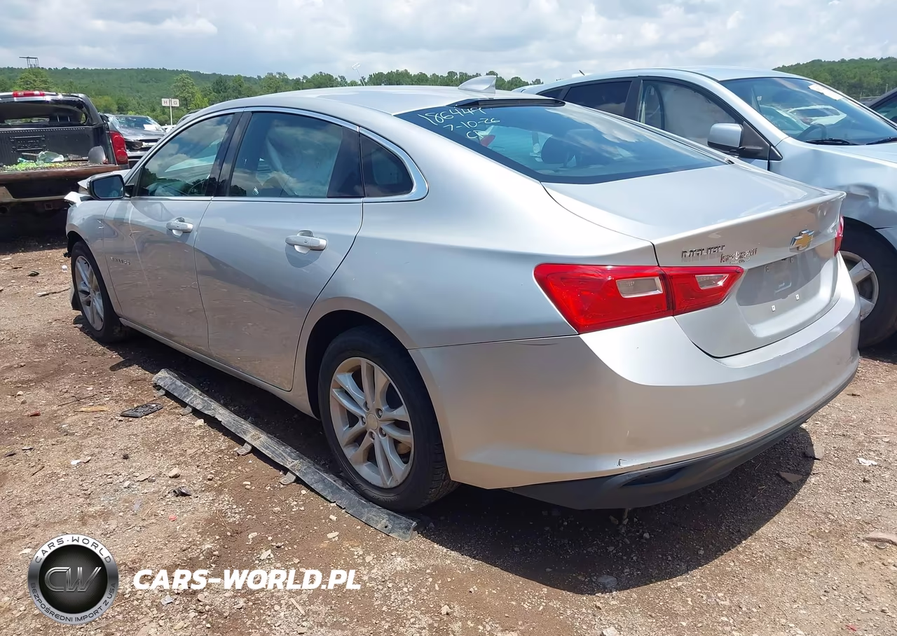 2018 Chevrolet Malibu Lt VIN:1G1ZD5ST0JF105614 - 3