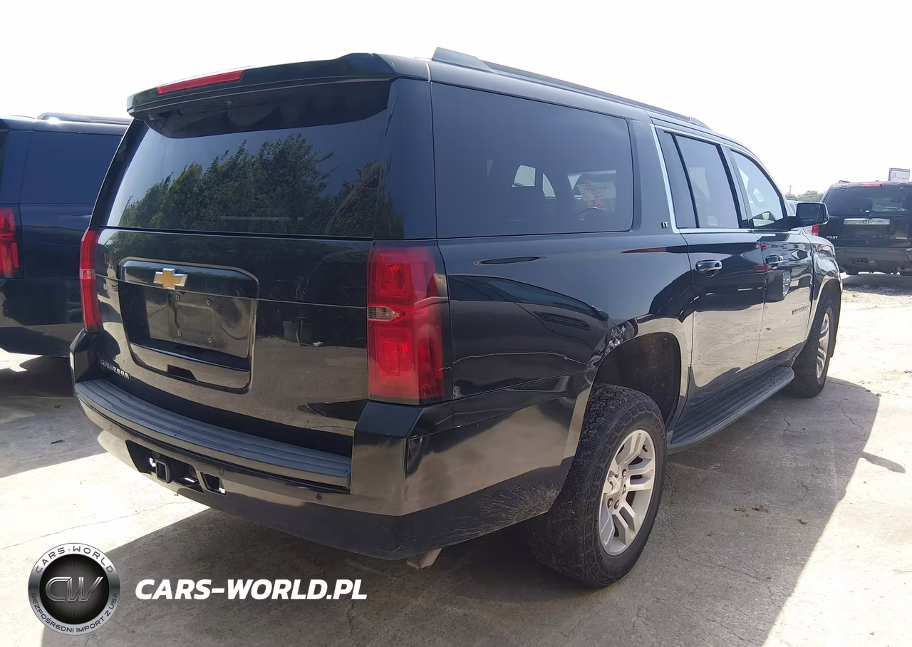 2019 Chevrolet Suburban Lt VIN:1GNSCHKC1KR331911 - 4