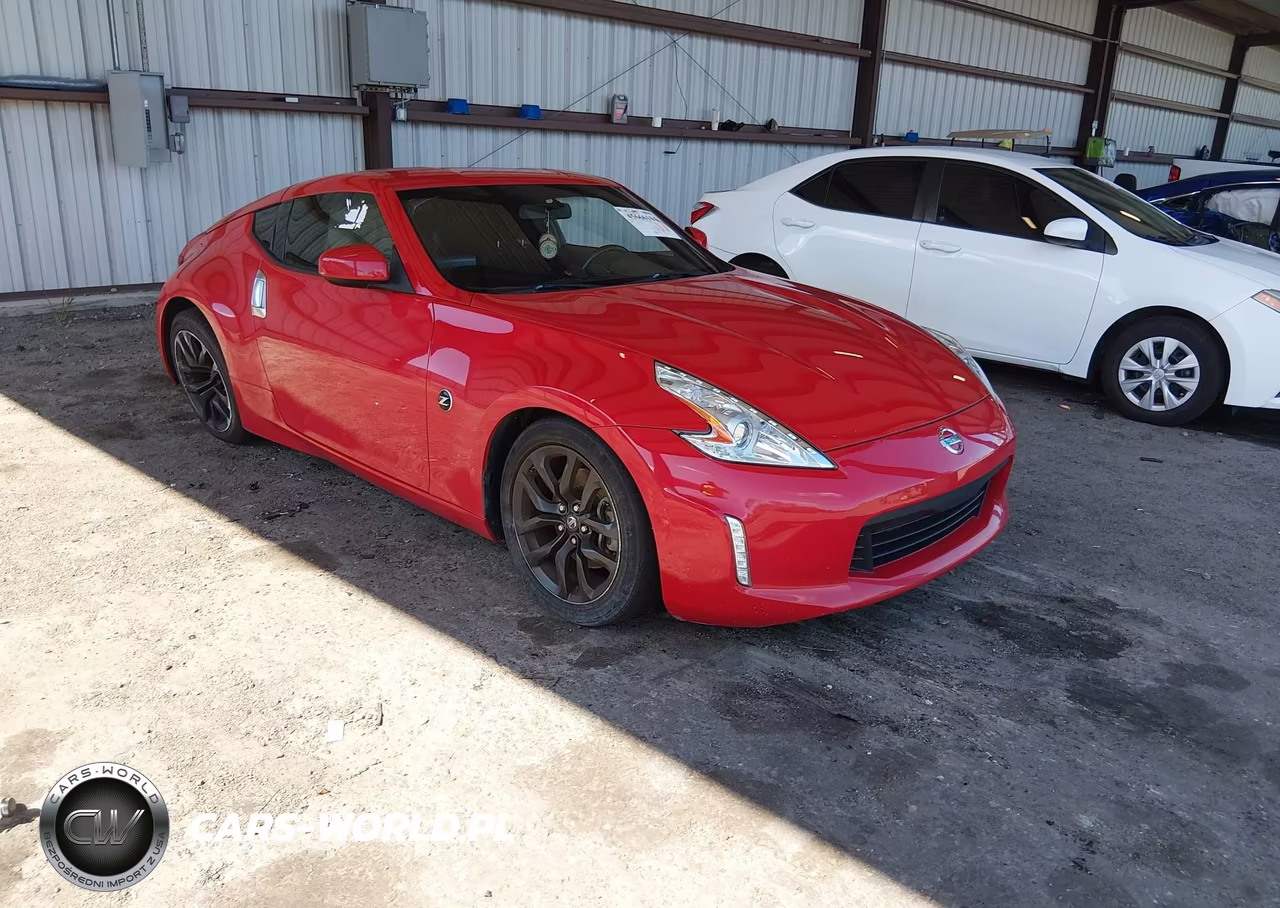 2016 Nissan 370Z – zdjęcie 1 z 16