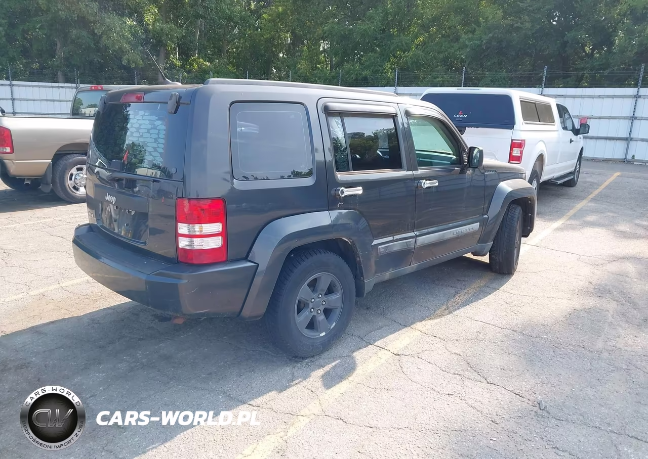 2011 Jeep Liberty Sport VIN:1J4PN2GK5BW501897 - 4