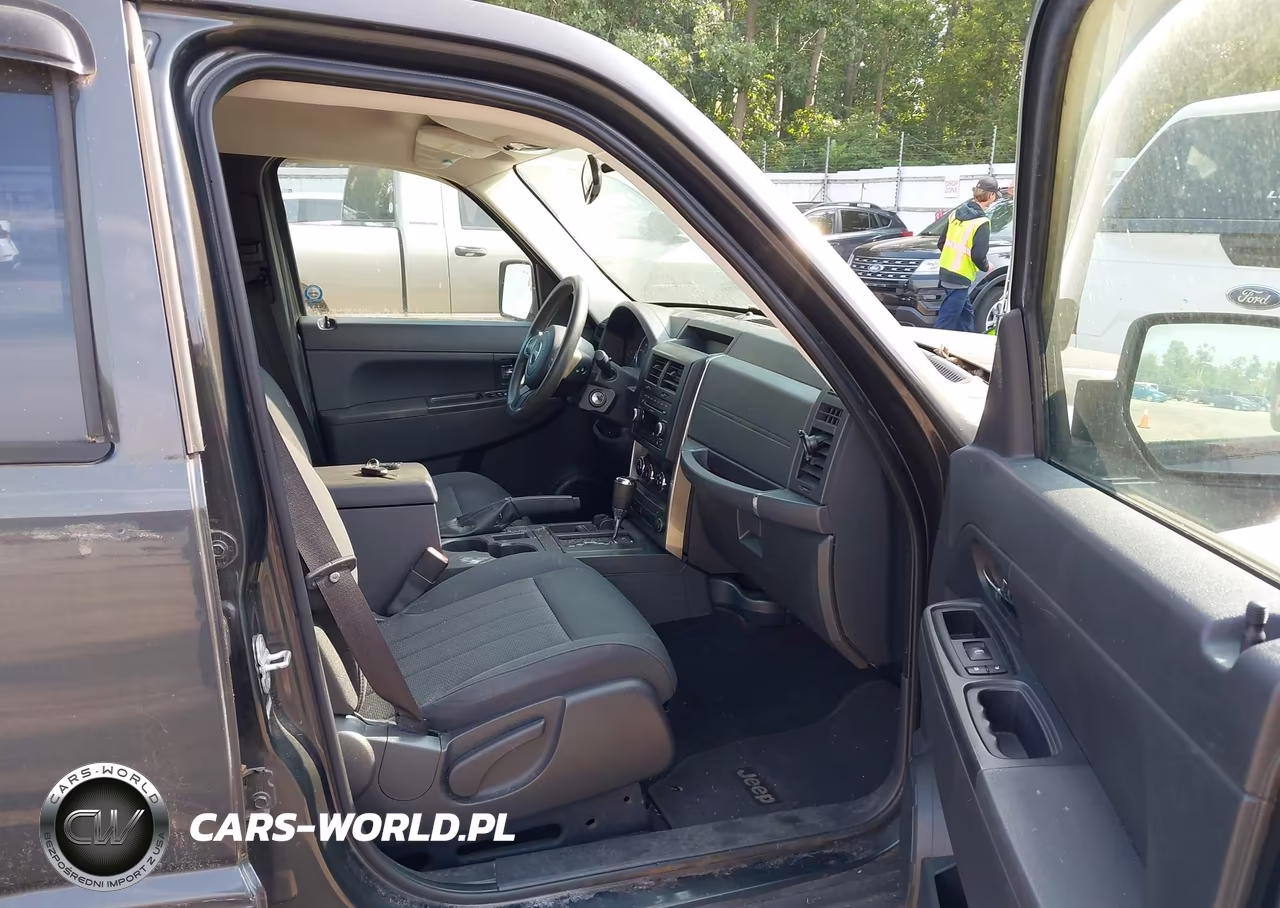 2011 Jeep Liberty Sport VIN:1J4PN2GK5BW501897 - 5