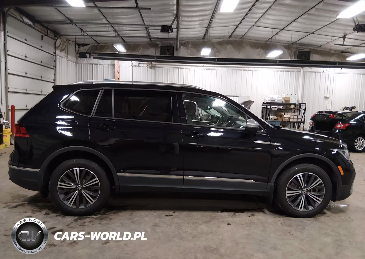2024 Volkswagen Tiguan 2.0T Wolfsburg Edition VIN:3VV5B7AXXRM226837 - 13
