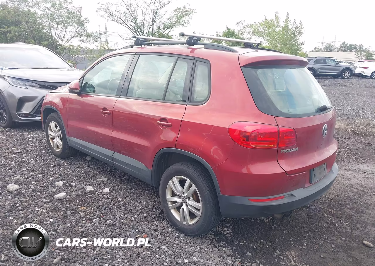 2016 Volkswagen Tiguan S VIN:WVGBV7AX8GW073442 - 3