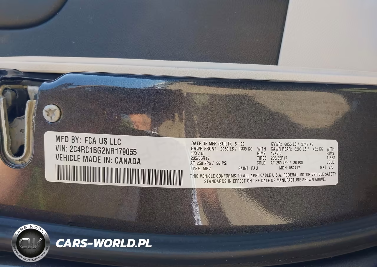 2022 Chrysler Pacifica Touring L VIN:2C4RC1BG2NR179055 - 9