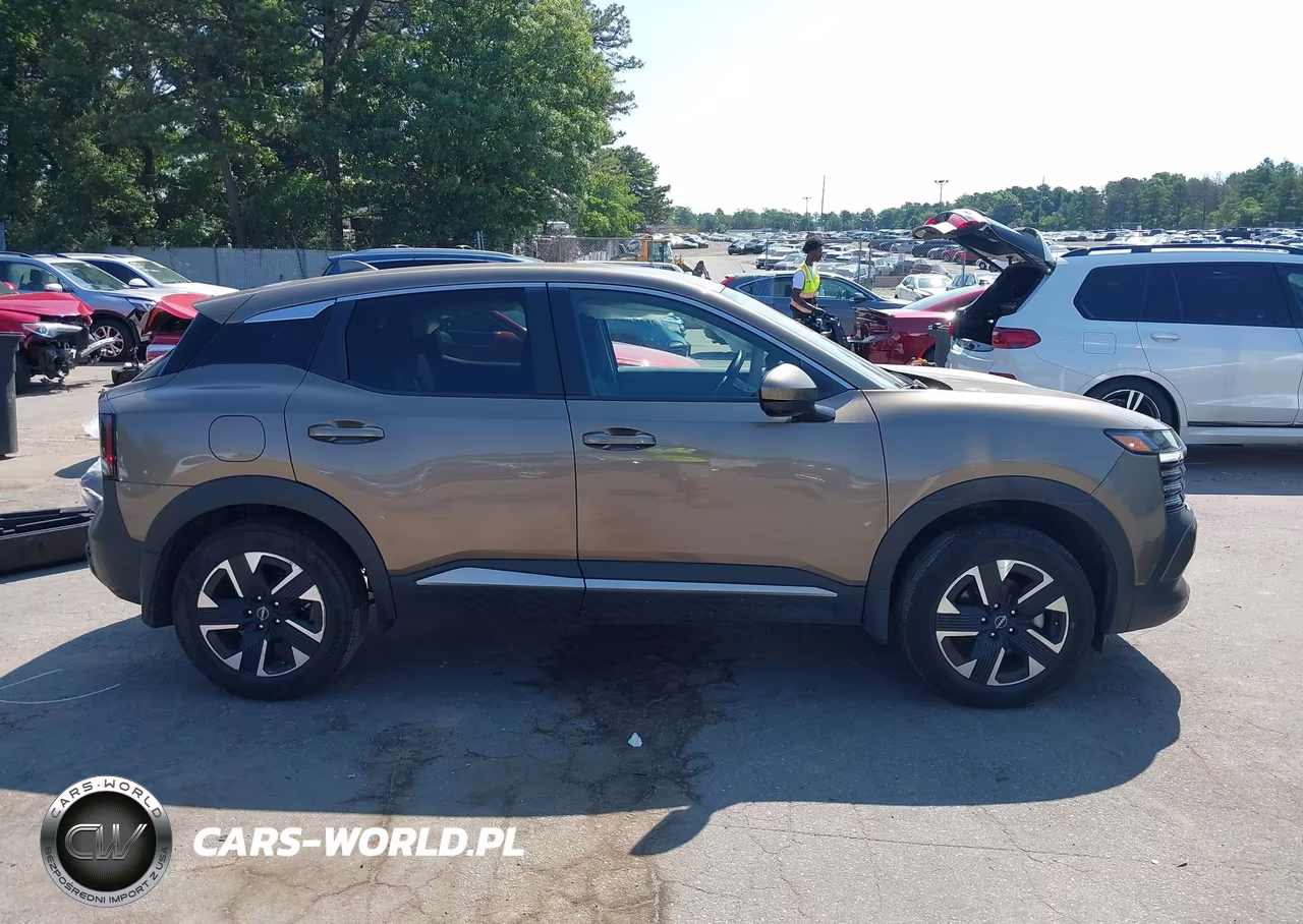 2025 Nissan Kicks Sv Intelligent Awd VIN:3N8AP6CB0SL300647 - 13