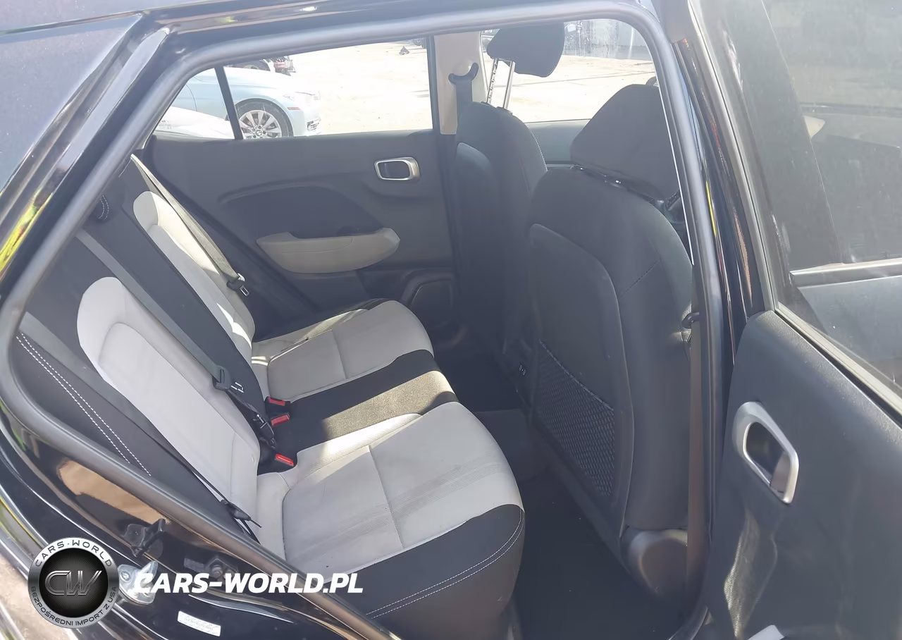 2024 Hyundai Venue Sel VIN:KMHRC8A33RU305094 - 8