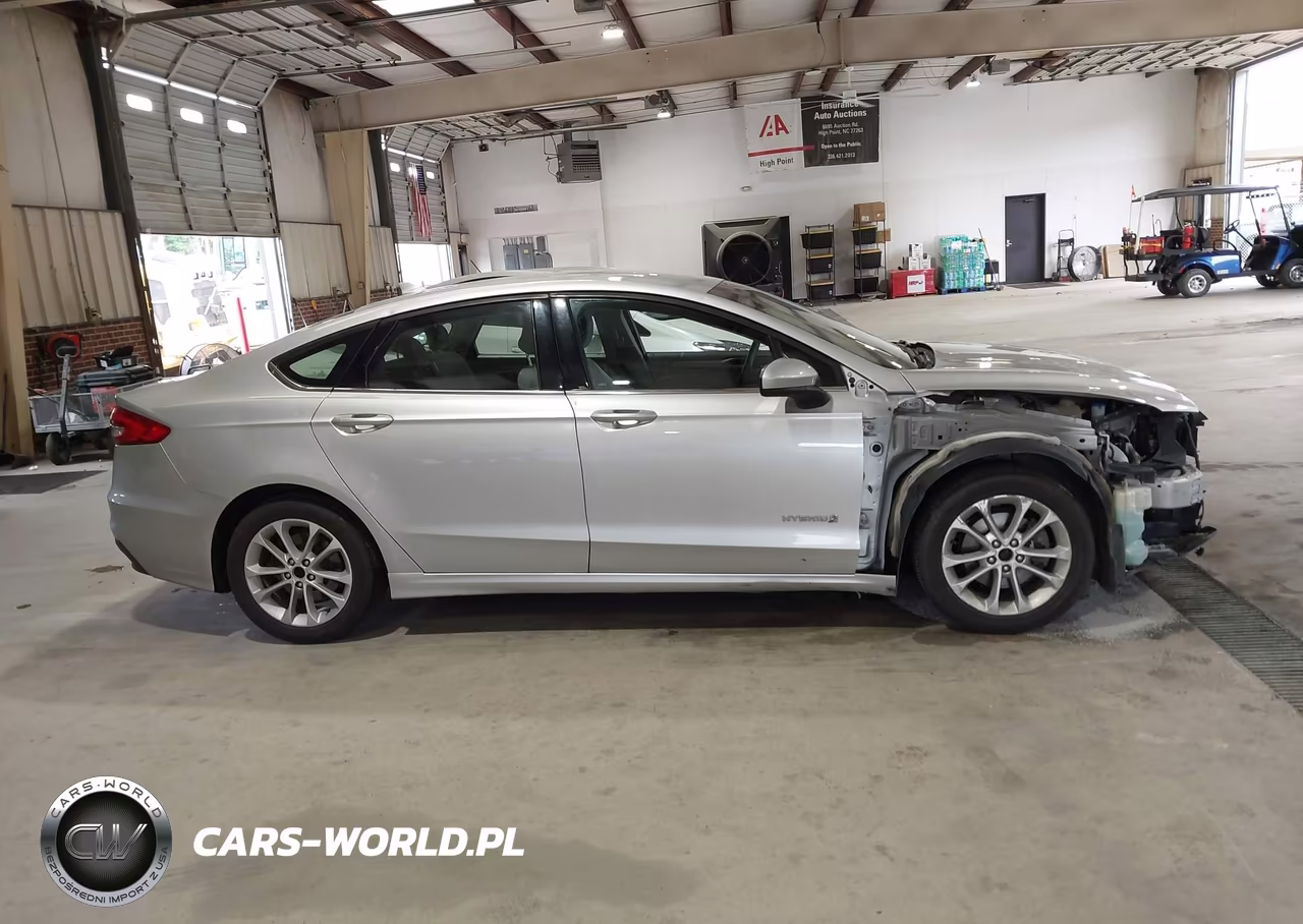 2019 Ford Fusion Hybrid Se VIN:3FA6P0LU7KR226694 - 14