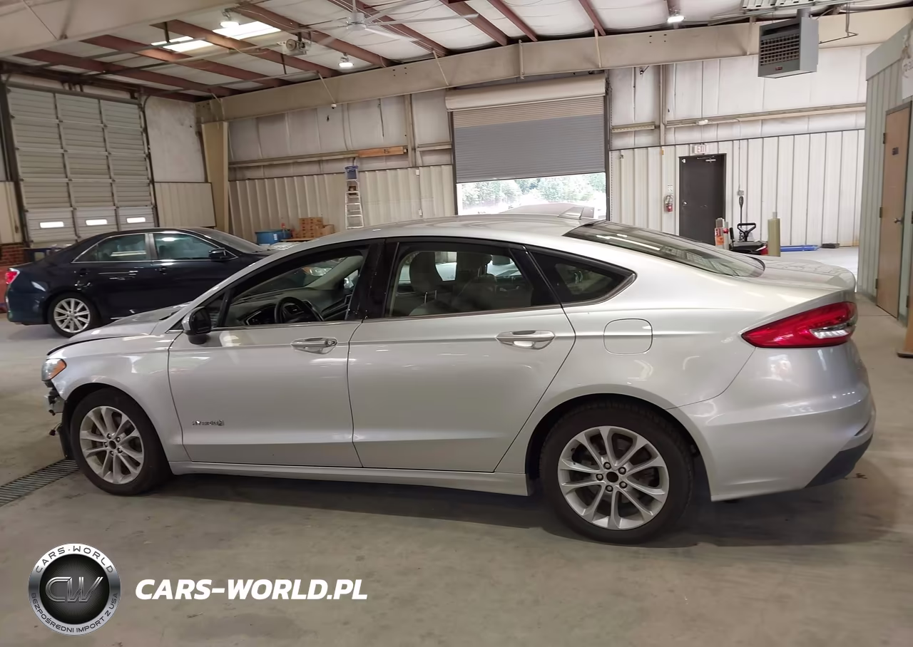 2019 Ford Fusion Hybrid Se VIN:3FA6P0LU7KR226694 - 15