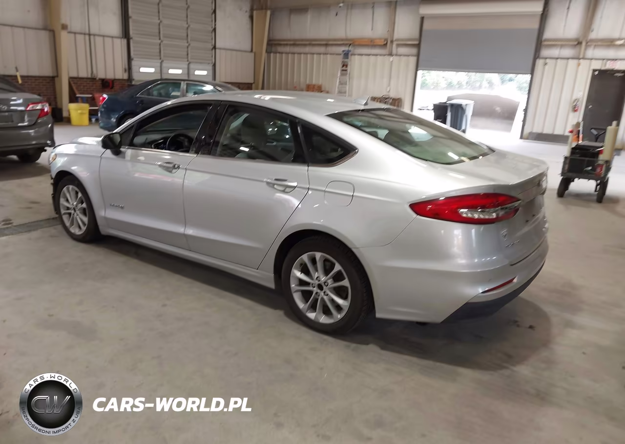 2019 Ford Fusion Hybrid Se VIN:3FA6P0LU7KR226694 - 3