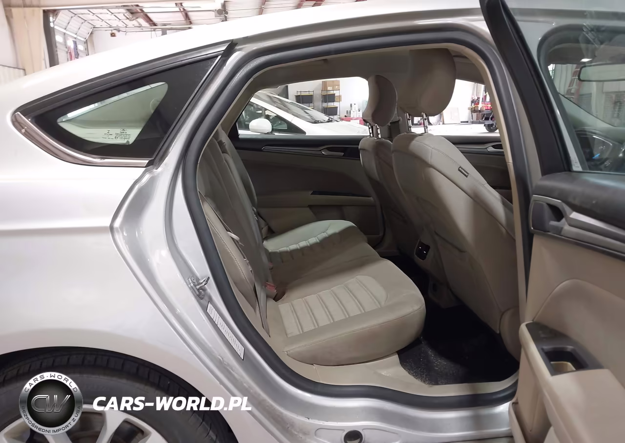 2019 Ford Fusion Hybrid Se VIN:3FA6P0LU7KR226694 - 8