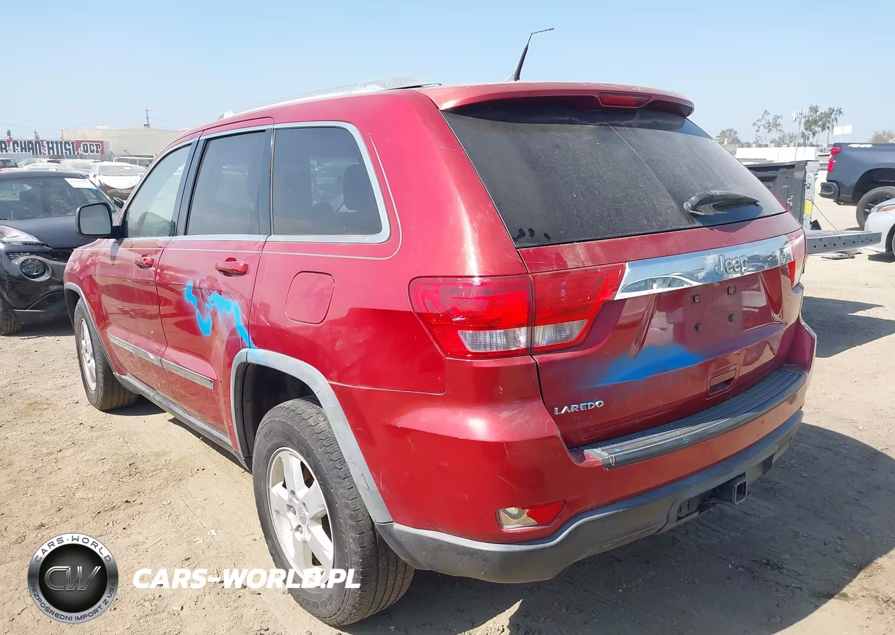 2011 Jeep Grand Cherokee Laredo VIN:1J4RS4GG7BC508537 - 3