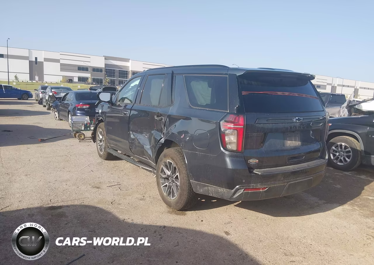2021 Chevrolet Tahoe Z71 VIN:1GNSKPKD0MR350670 - 3