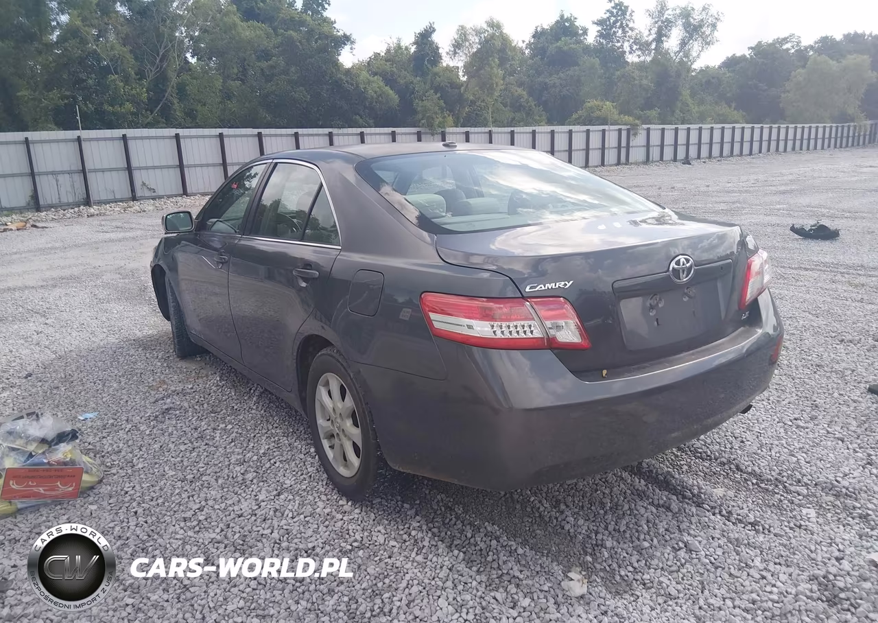 2011 Toyota Camry Le VIN:4T1BF3EK8BU761160 - 3