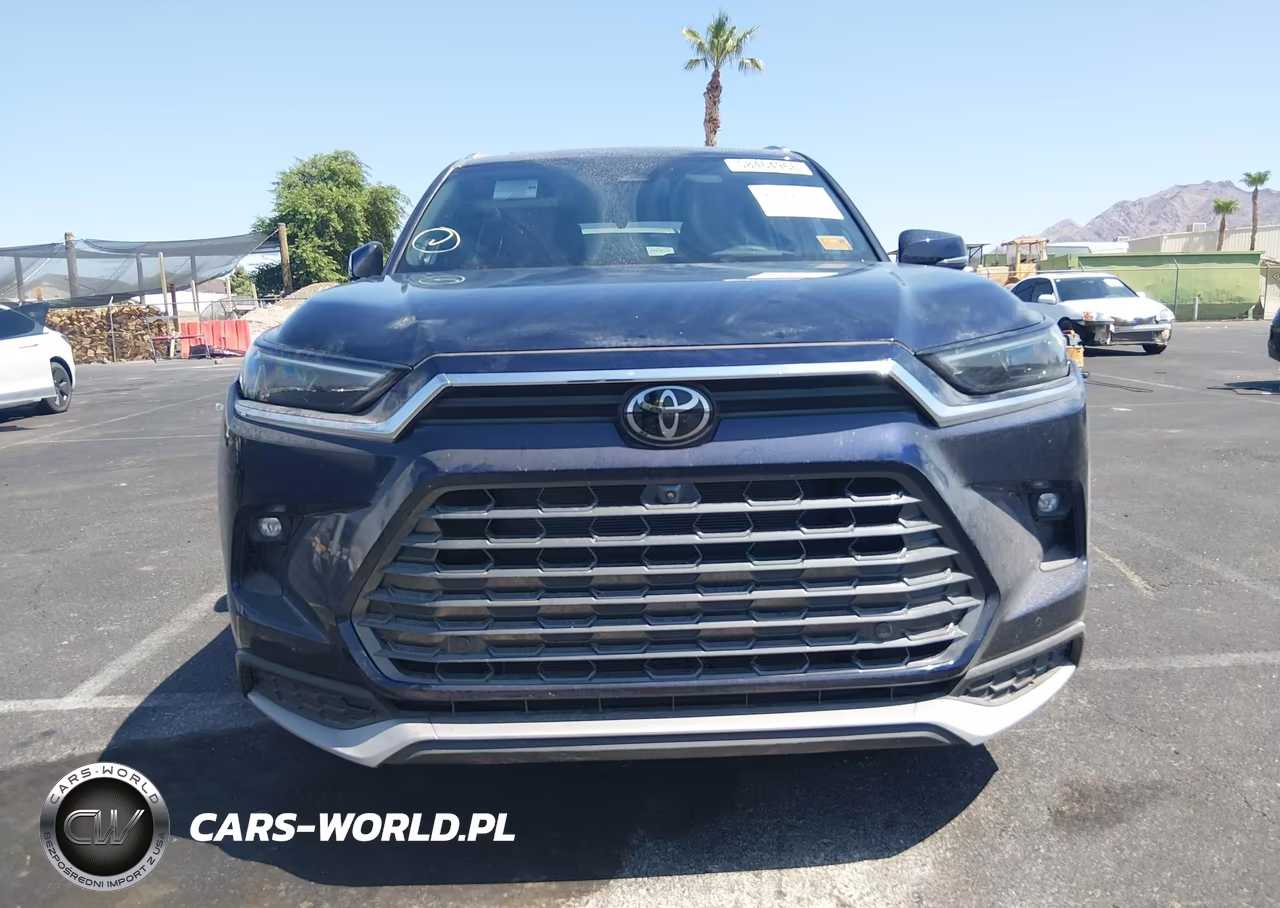 2026 Toyota Grand Highlander Hybrid Max Platinum VIN:5TDADAB58TS030615 - 11