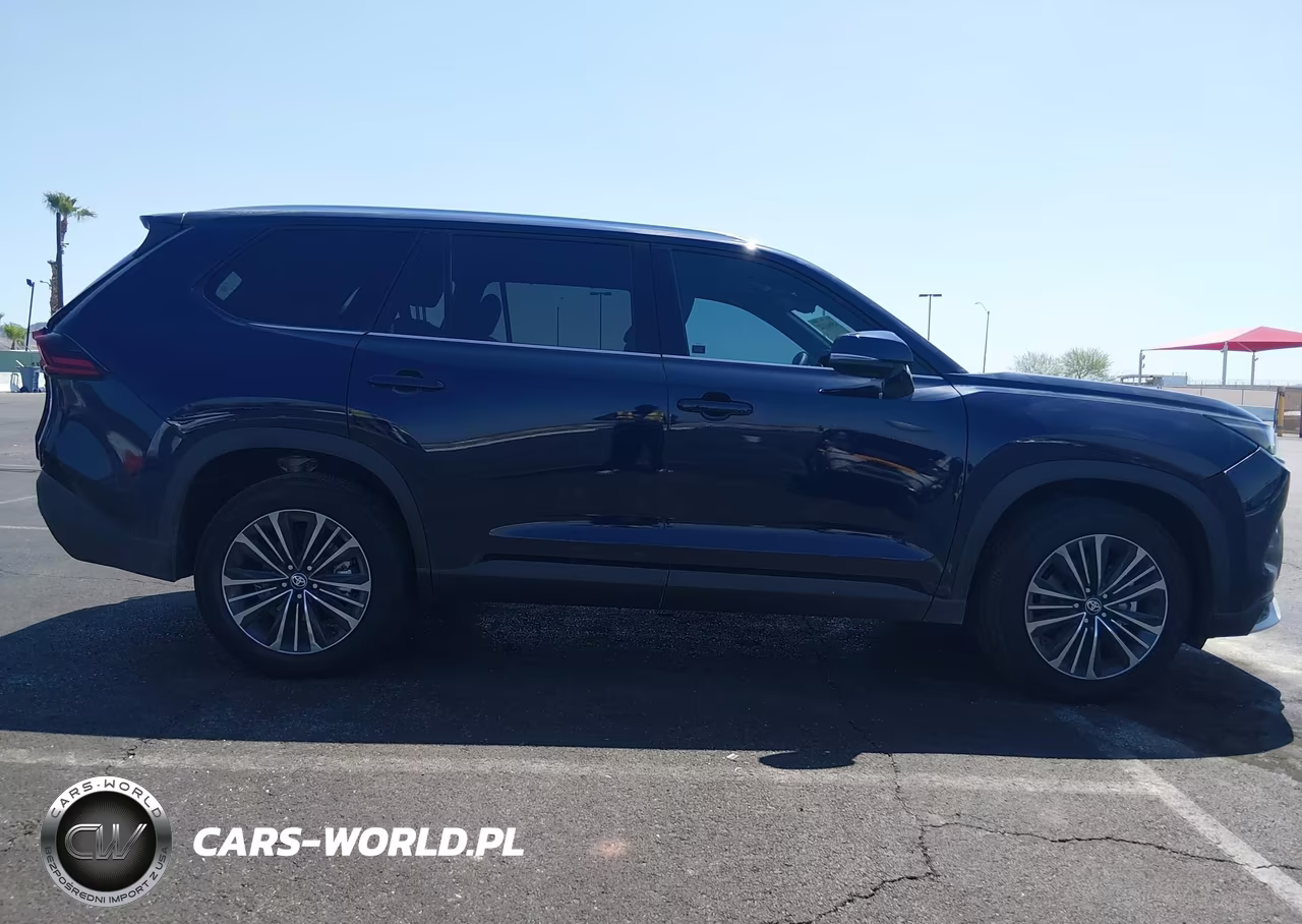 2026 Toyota Grand Highlander Hybrid Max Platinum VIN:5TDADAB58TS030615 - 12