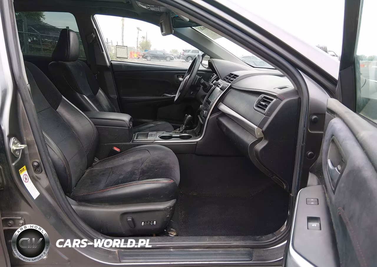 2017 Toyota Camry Xse VIN:4T1BF1FK9HU269779 - 5