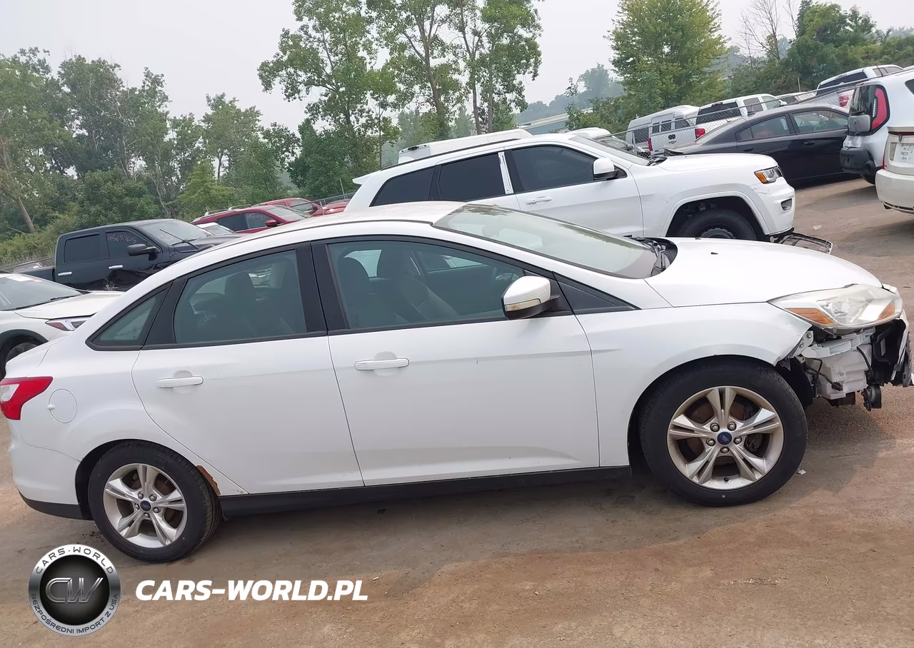 2014 Ford Focus Se VIN:1FADP3F22EL282564 - 13