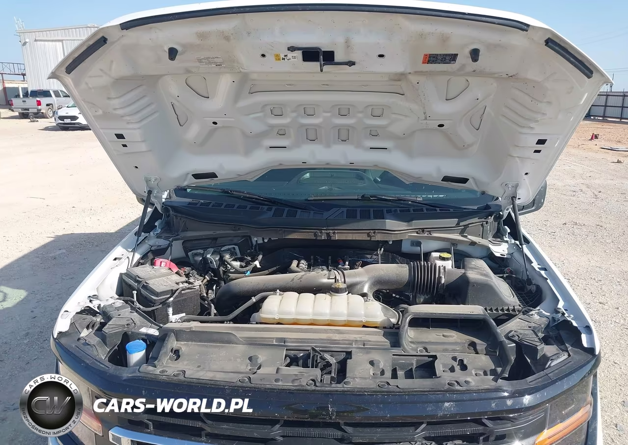 2025 Ford F-150 Xlt VIN:1FTEW3K83SKE86853 - 10