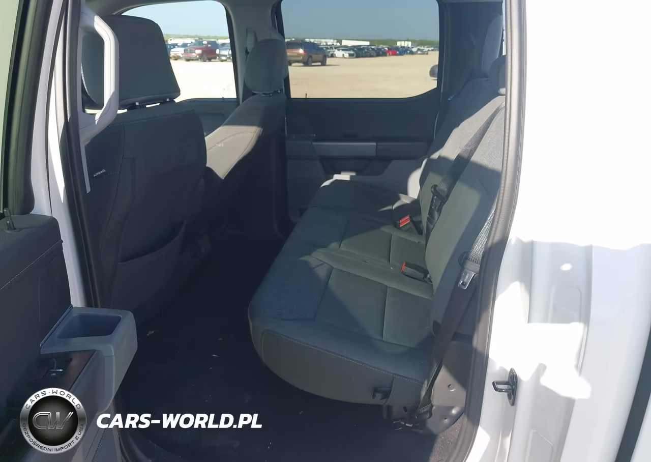 2025 Ford F-150 Xlt VIN:1FTEW3K83SKE86853 - 8