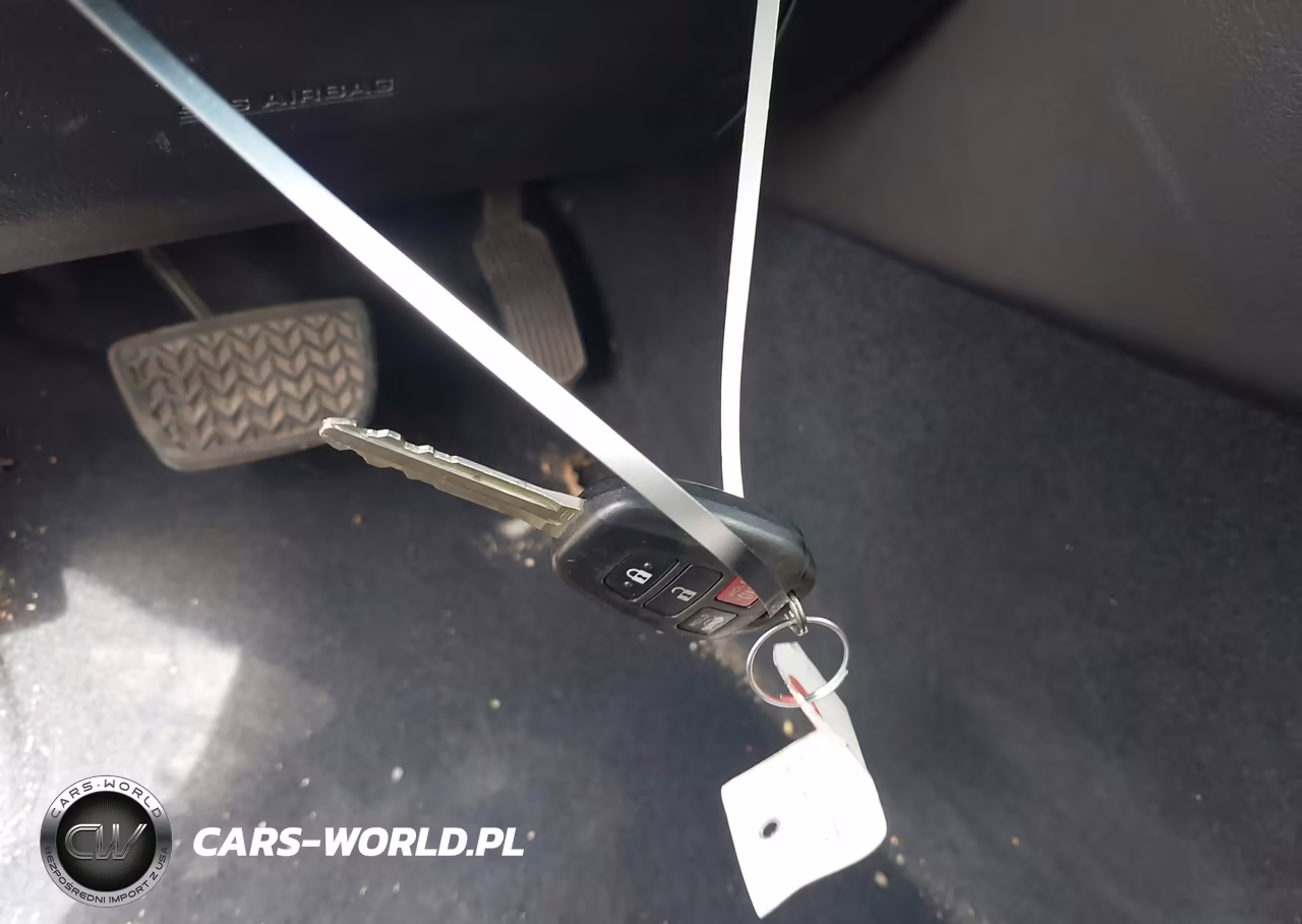 2017 Toyota Camry Se VIN:4T1BF1FK9HU360342 - 11