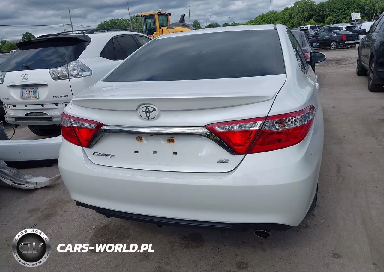 2017 Toyota Camry Se VIN:4T1BF1FK9HU360342 - 16
